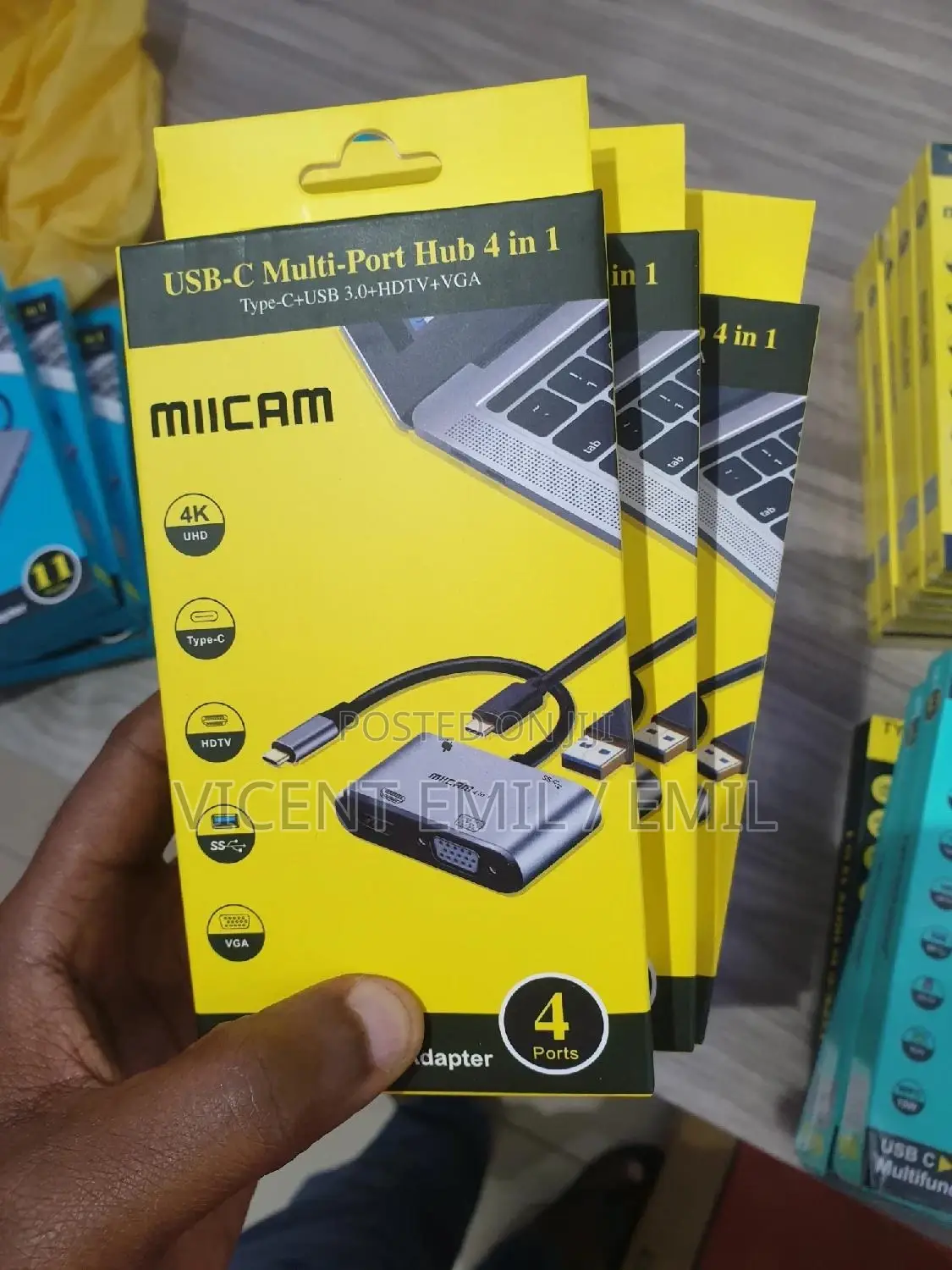 USB-C Multi-Port Hub 4 in 1 Type C Hub