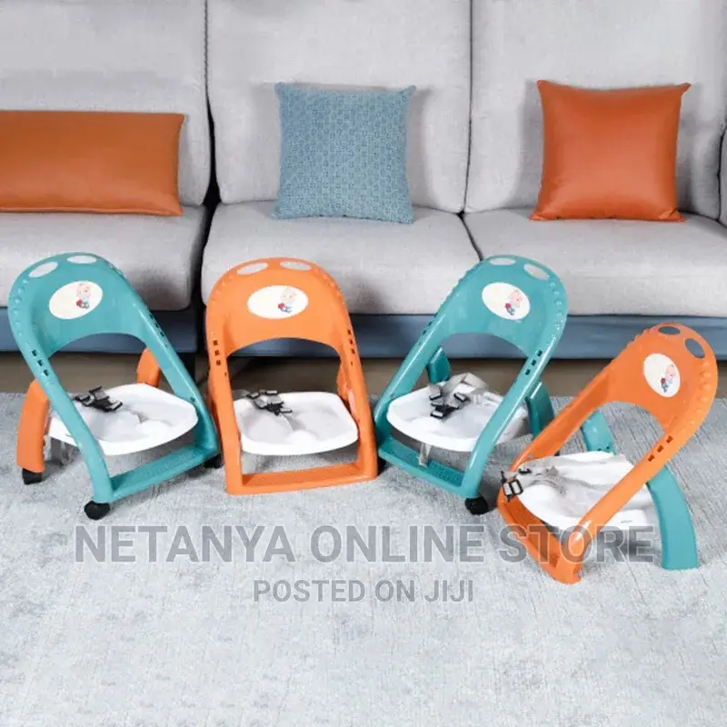 Toddler's Feeding Chair With Wheels