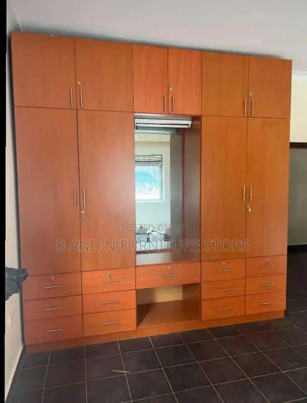 Excellent Wardrobe 5 by 6fts