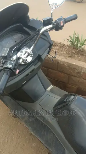 Yamaha Majesty 2019 Red