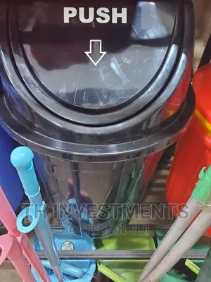 Big Push Dust Bin.