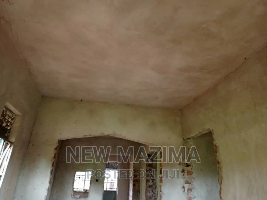 3bdrm House in Nansana Bujjuko, Central Division for sale