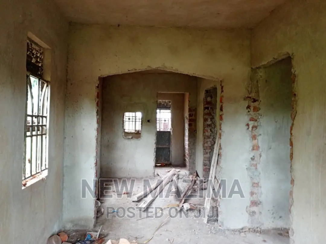 3bdrm House in Nansana Bujjuko, Central Division for sale