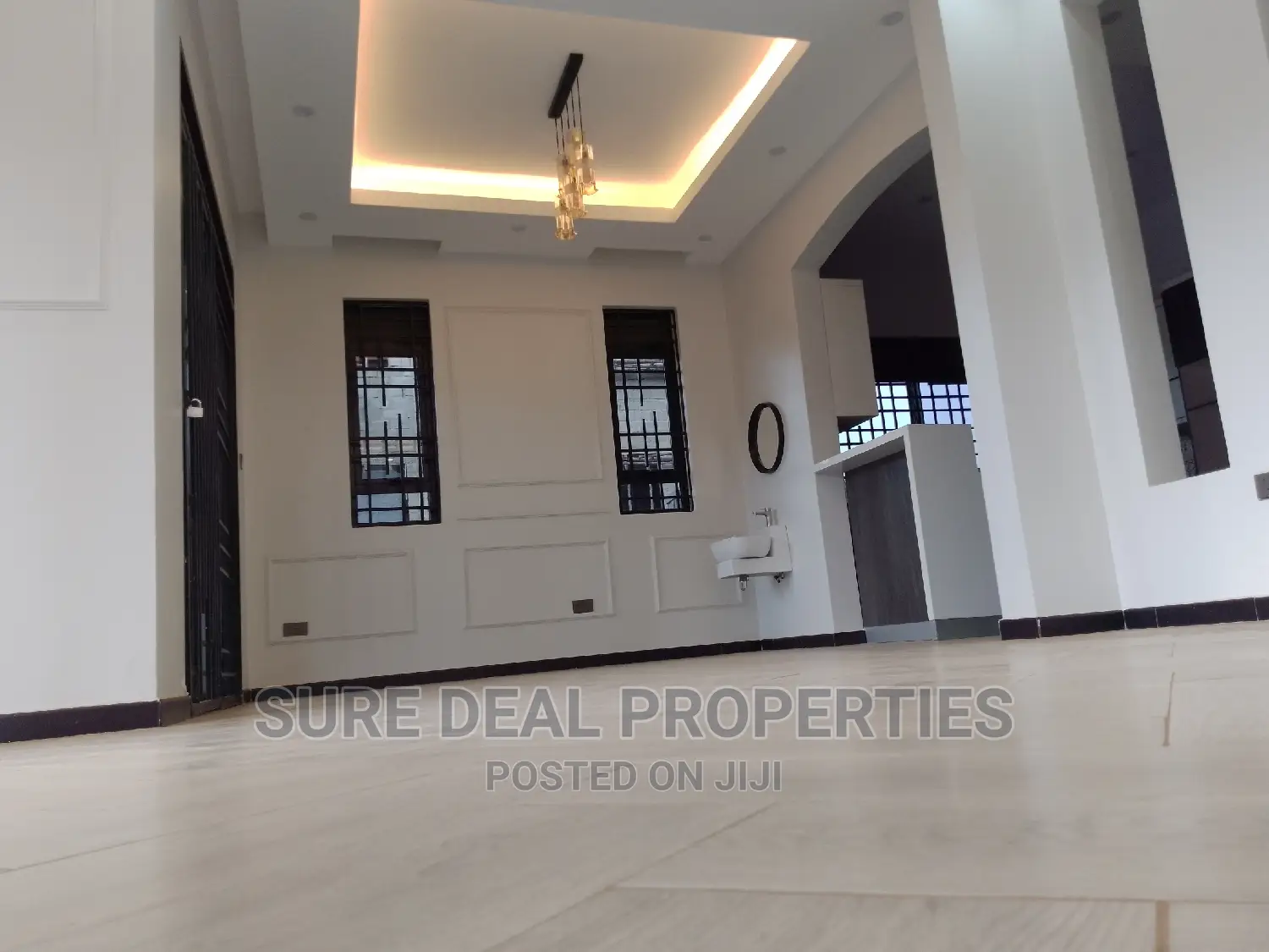 3bdrm Bungalow in Kira-Mulawa Estate for sale