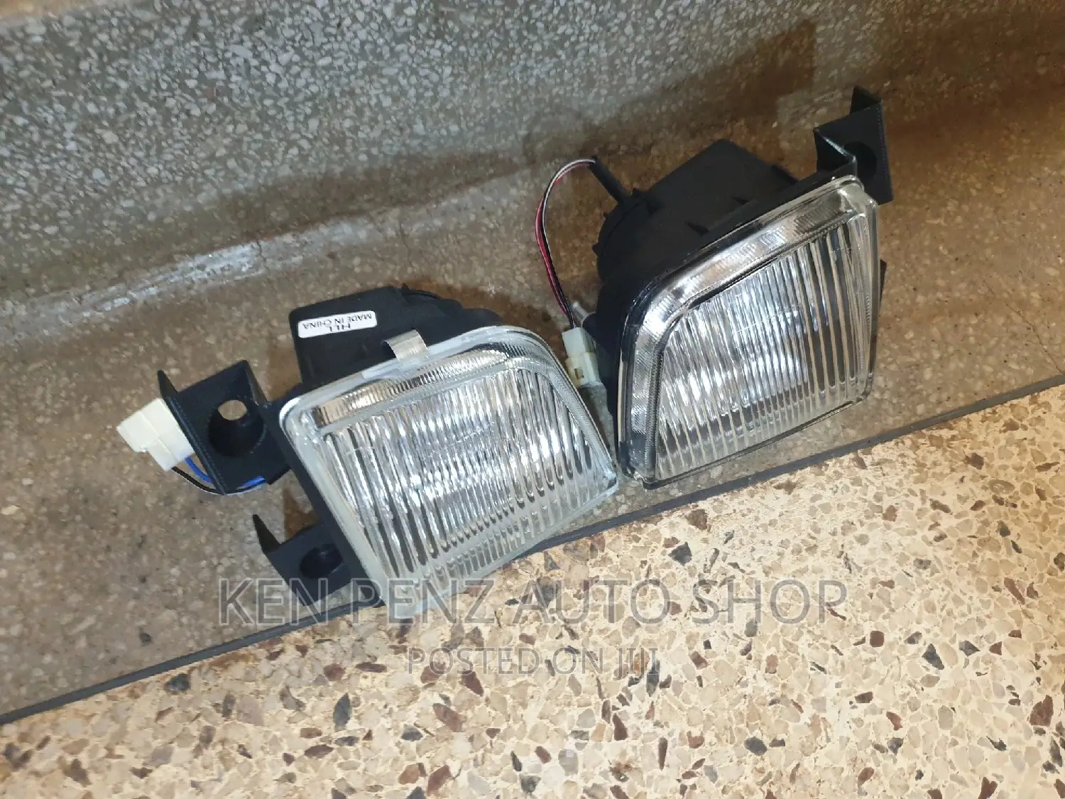 Spotlights Toyota Hiace/ Kigege and Corona 190