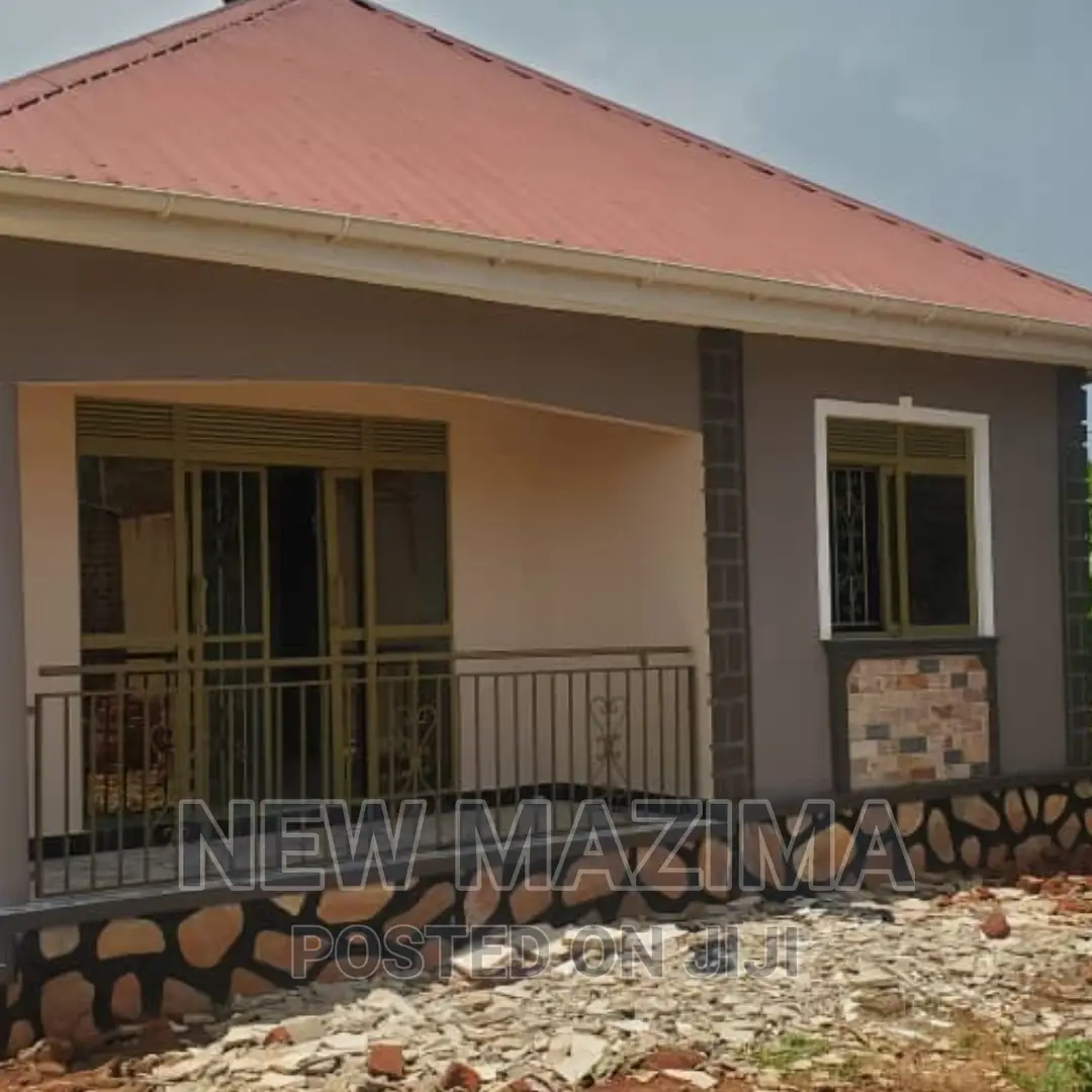 2bdrm Bungalow in Rubaga Bunamwaya, Central Division for sale