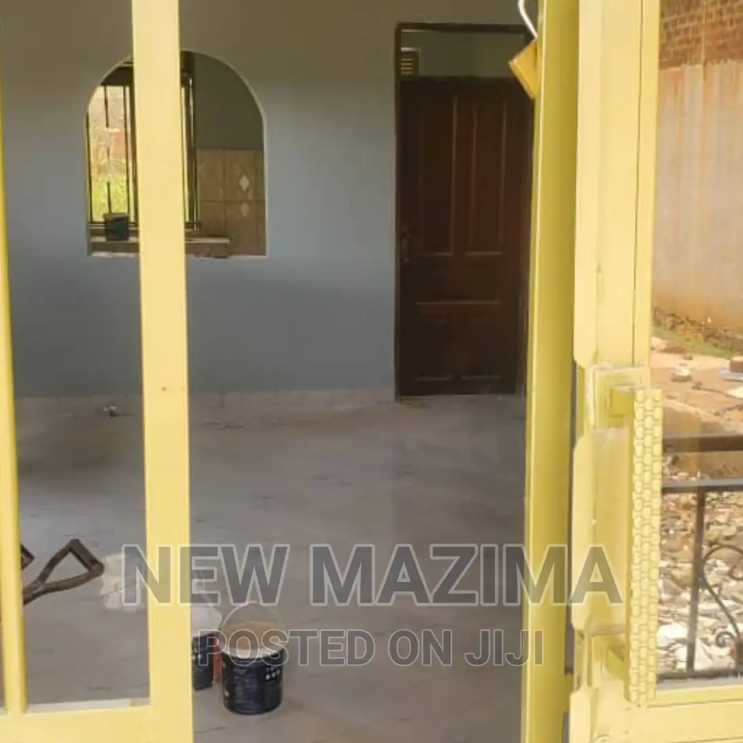 2bdrm Bungalow in Rubaga Bunamwaya, Central Division for sale