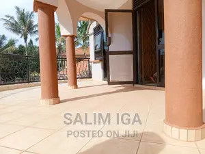 5bdrm Duplex in Kololo Property, Central Division for rent