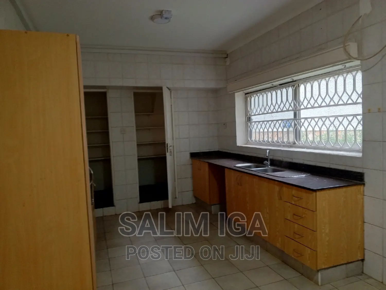 9bdrm Duplex in Kololo Property, Central Division for rent