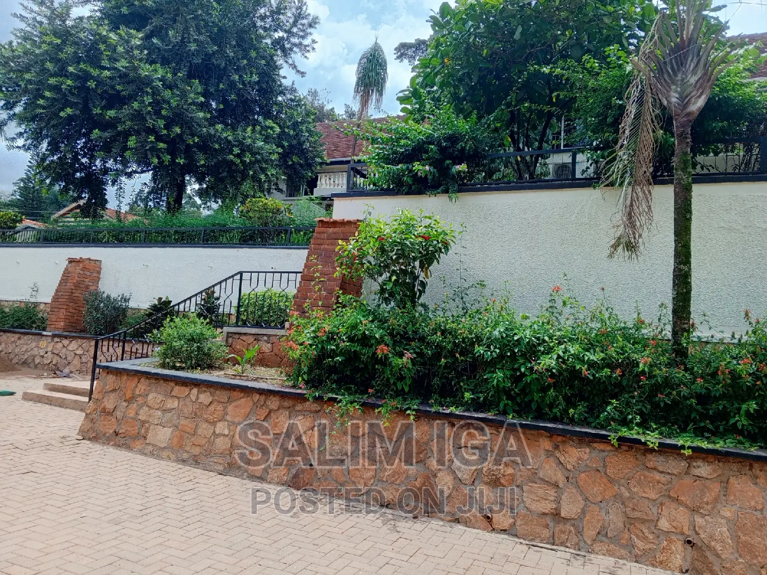 9bdrm Duplex in Kololo Property, Central Division for rent