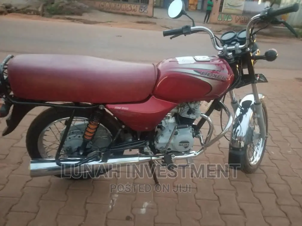 Bajaj Boxer 2021 Red