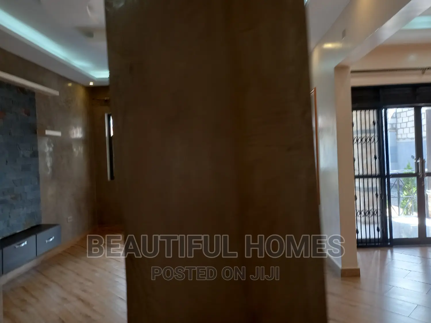 Furnished 4bdrm House in Kira for sale