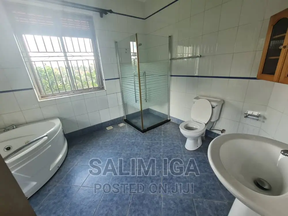 4bdrm Duplex in Kololo Property, Central Division for rent
