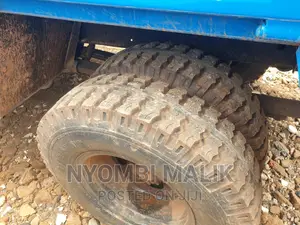 Mitsubishi Canter 1996 Blue
