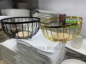 Classic Fruit Basket