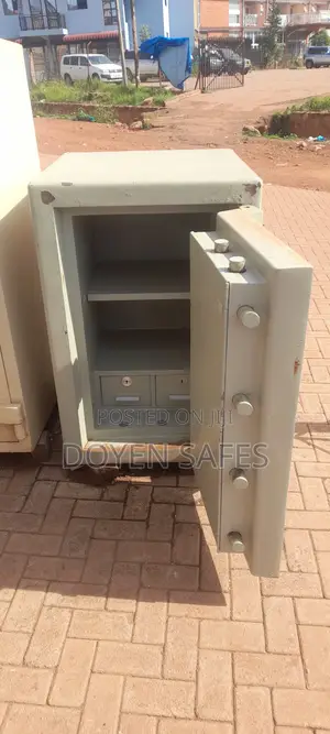 1.5ft Vault 1,500kgs
