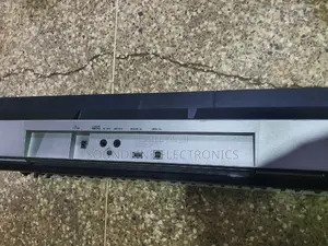 Yamaha Keyboard PSR E443