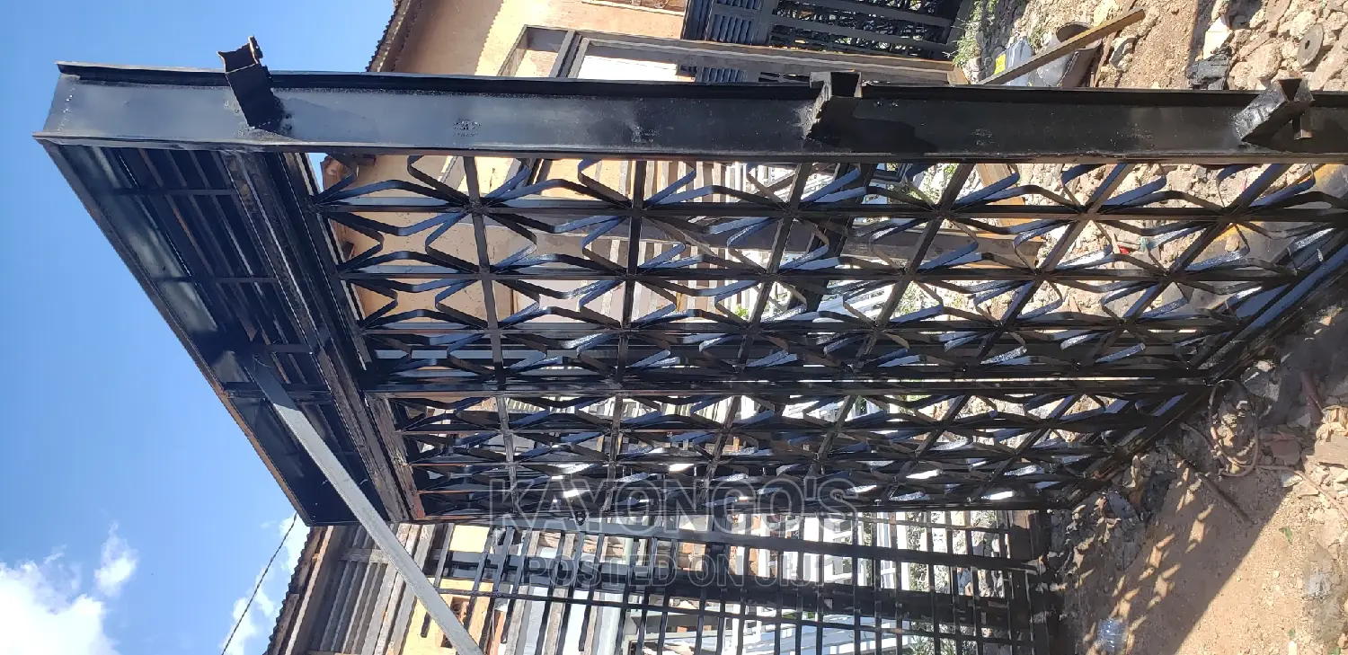 Single Sliding Front Door
