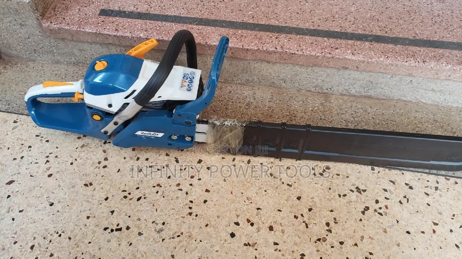 Chain Saw 24"