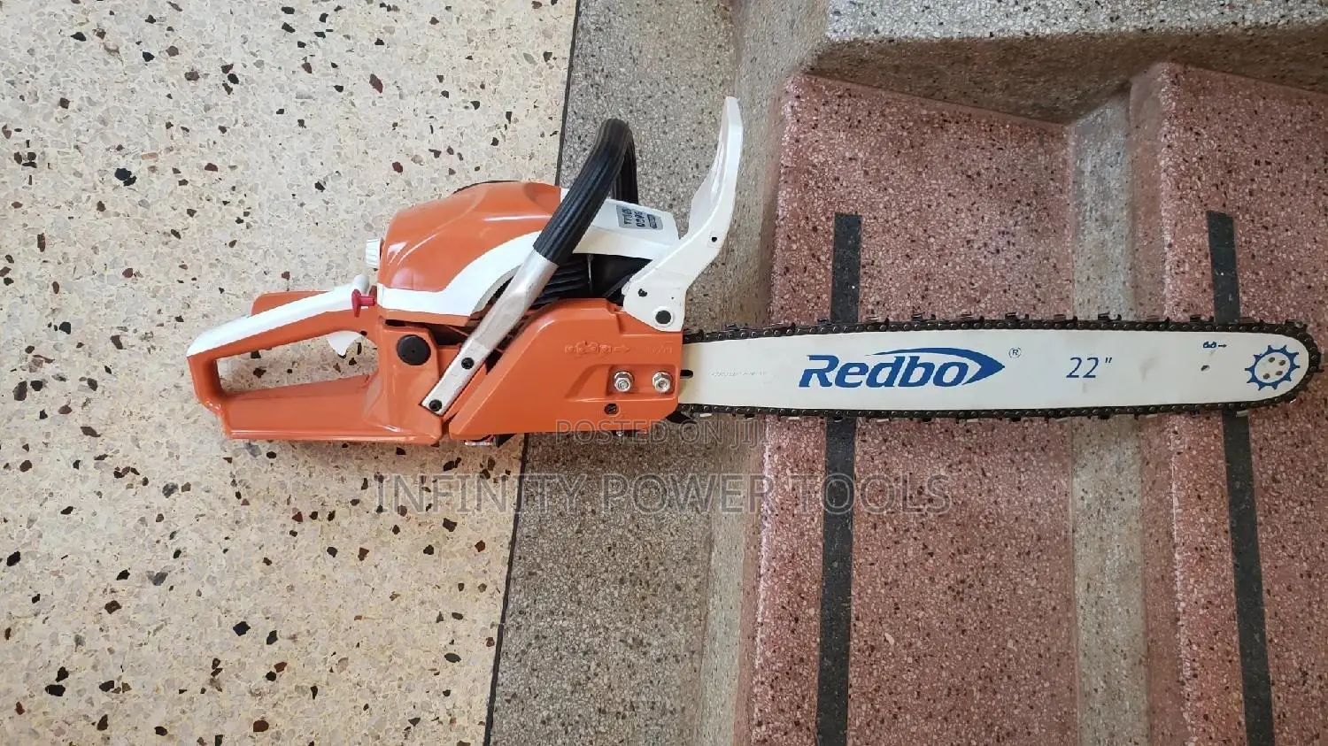 Chain Saw 22"