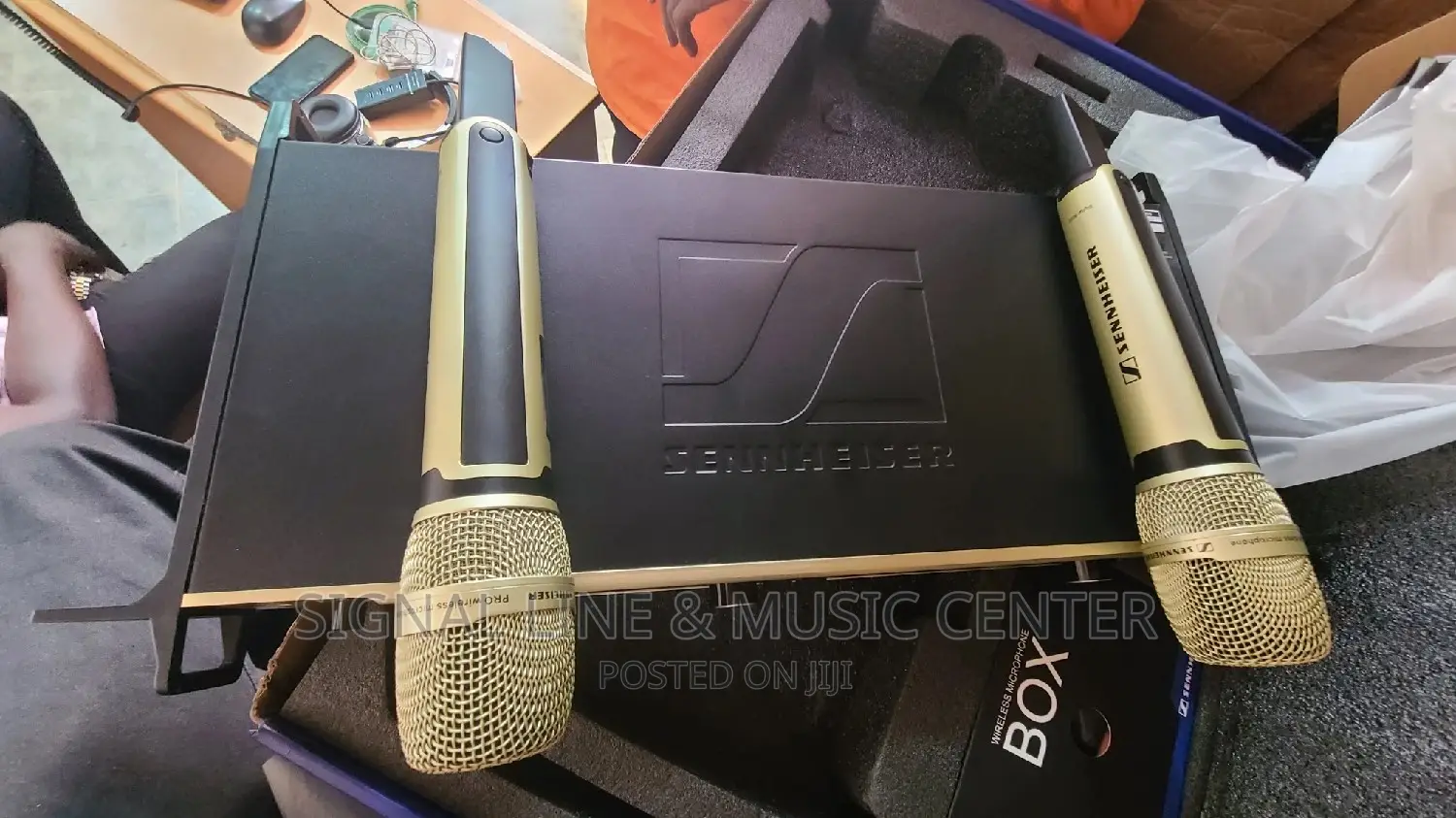 Sennheier SKM6000 Wireless Microphone