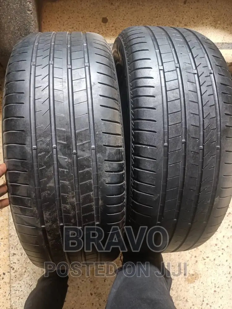 235/55r17 Bridgestone Japan