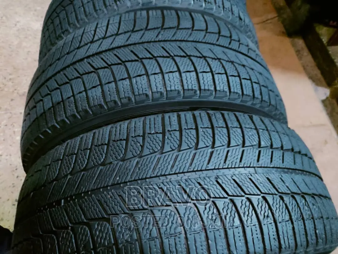 235/55r17 Michiline Good Condition