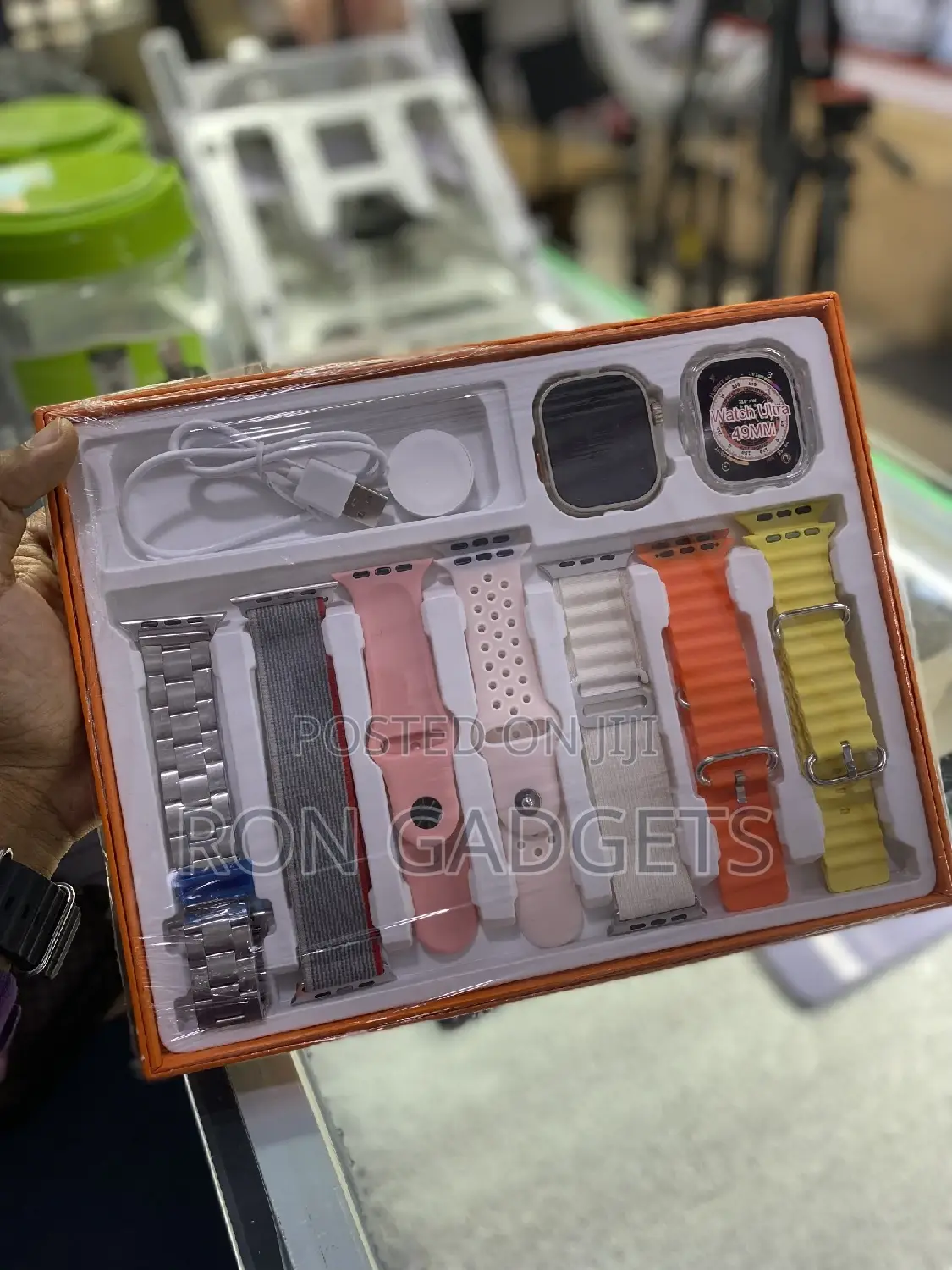 Smartwatch Ultra 8 With 7 Straps