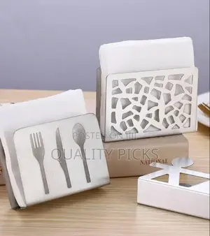 Portable Tissue Holder