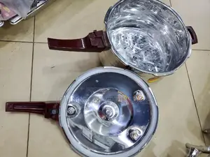 Non Electric Pressure Cooker