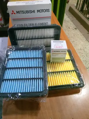 Photo - Mitsubishi Air Filters Like Outlander,Pajero Io,Exceed,L200