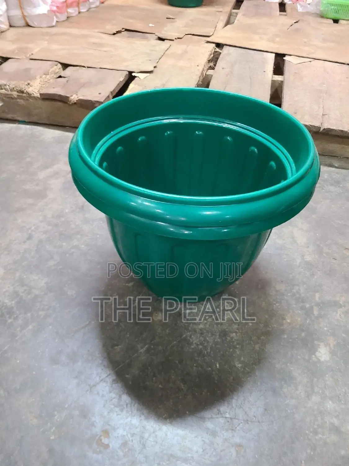 Plastic Round Flower Pot