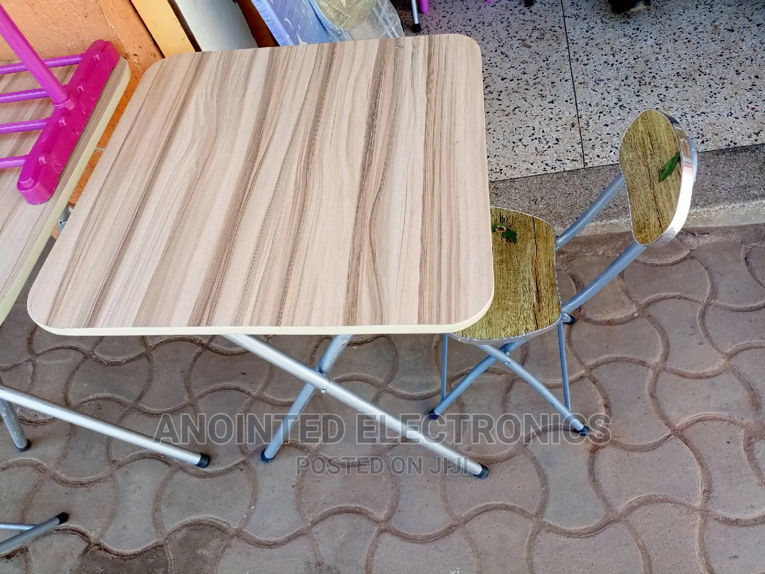 Reading Table With a Chair