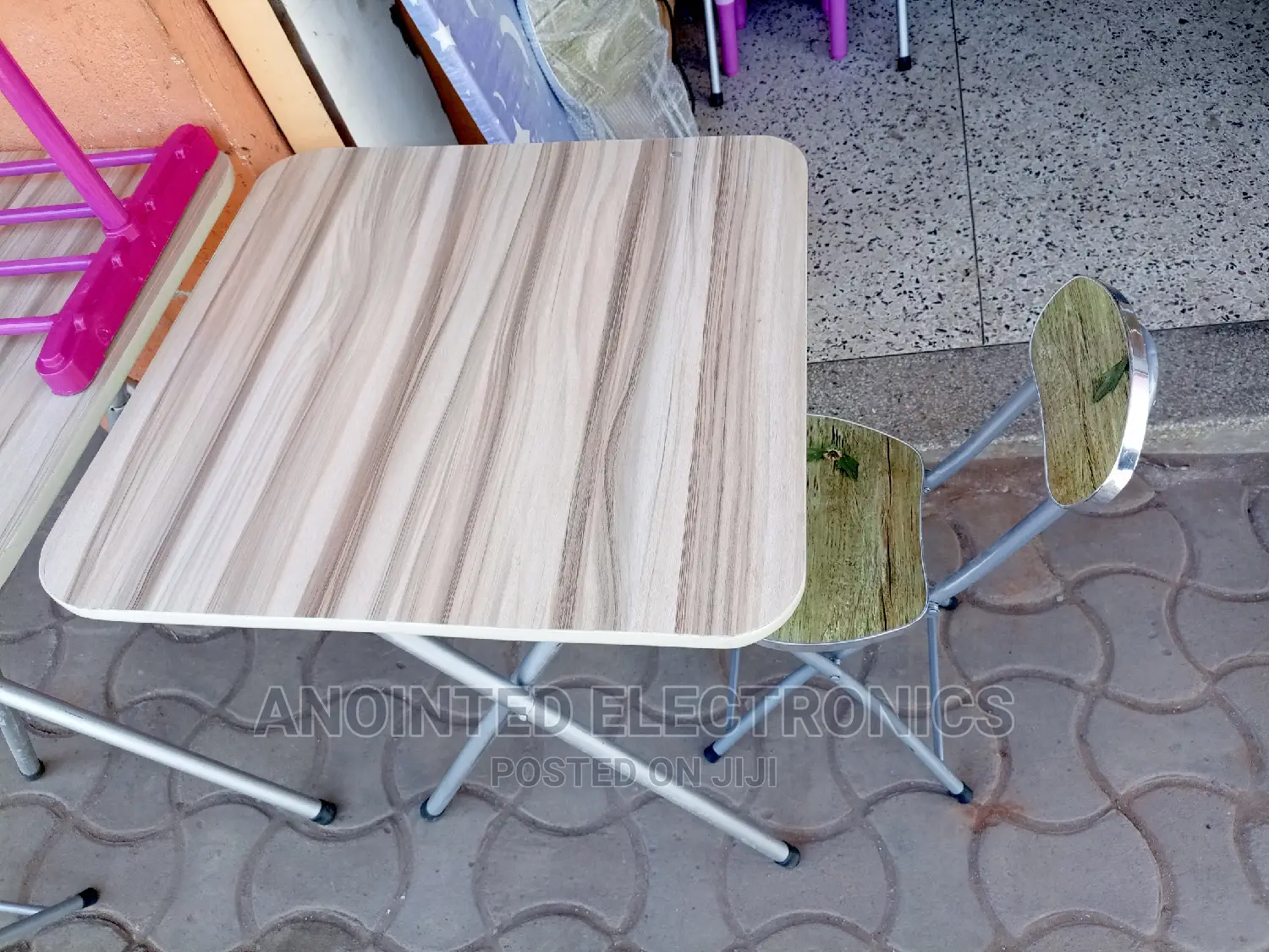 Reading Table With a Chair