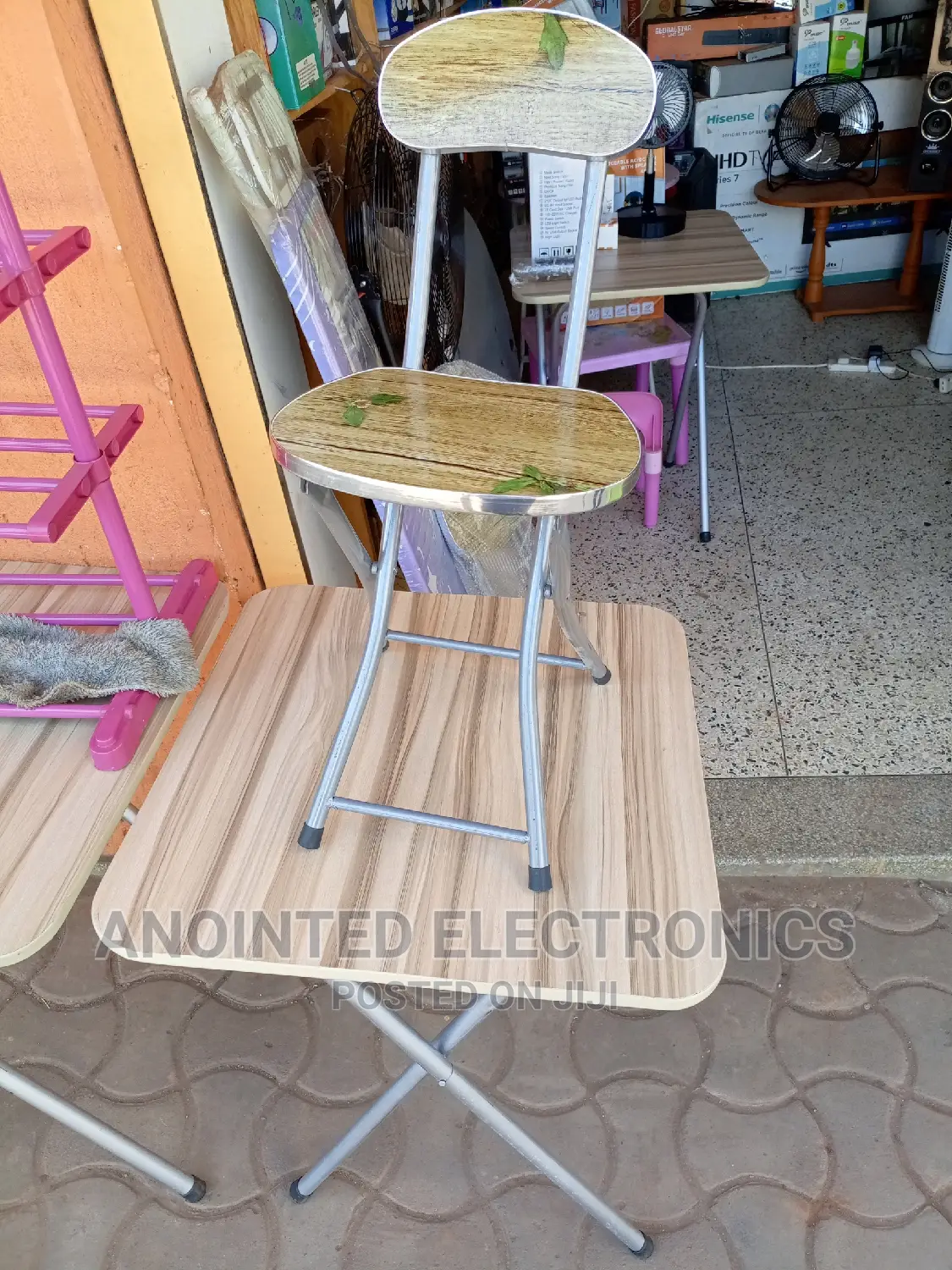Reading Table Available