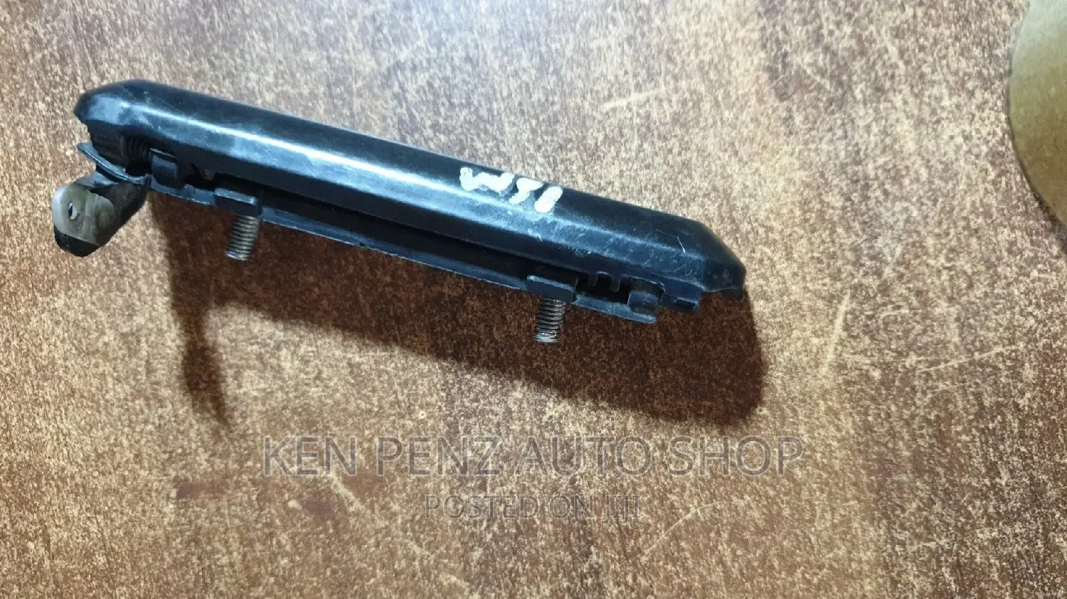 Nissan Sahara Door Handle