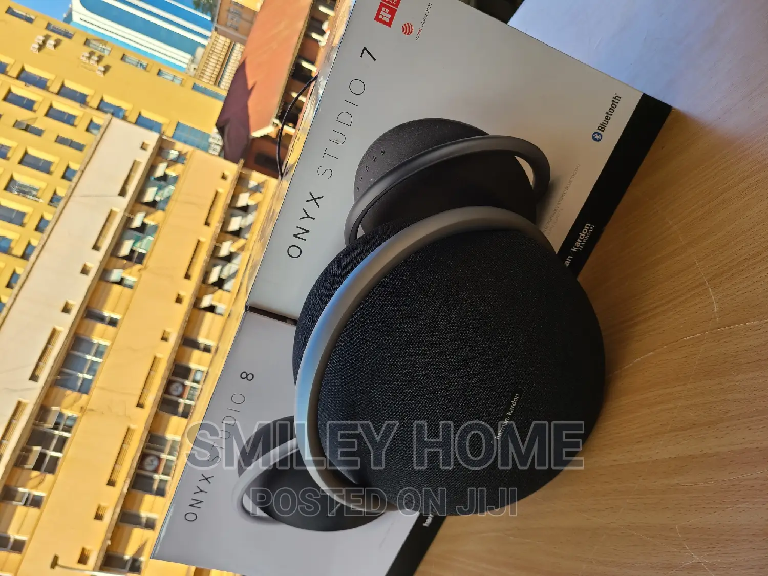 Onyx Studio 8 Harman Kardon