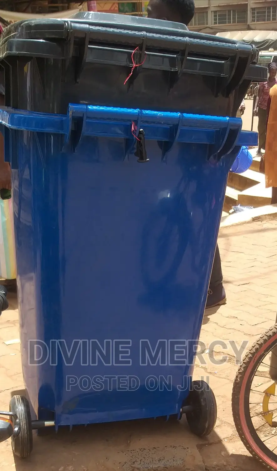360litrs Dustbin