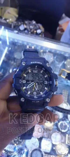 Black Pasnew Sport Watch