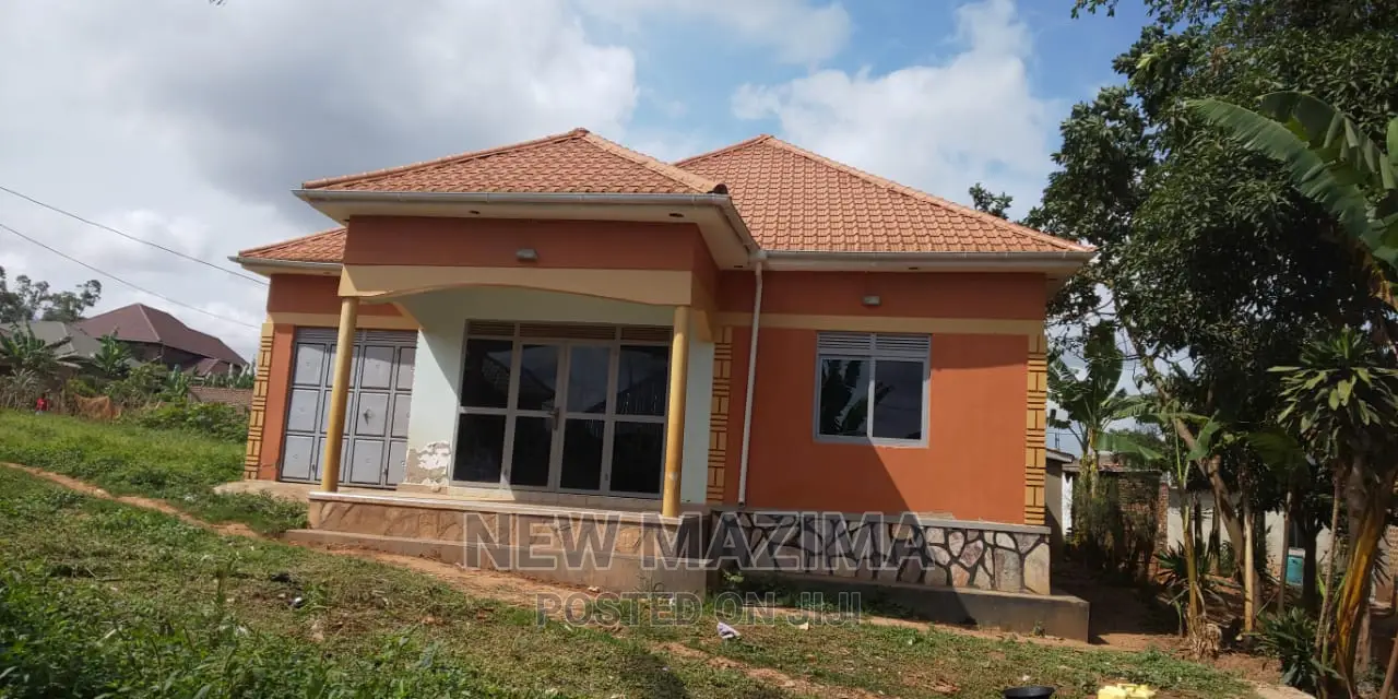 3bdrm Bungalow in Kawempe Kawanda, Central Division for sale
