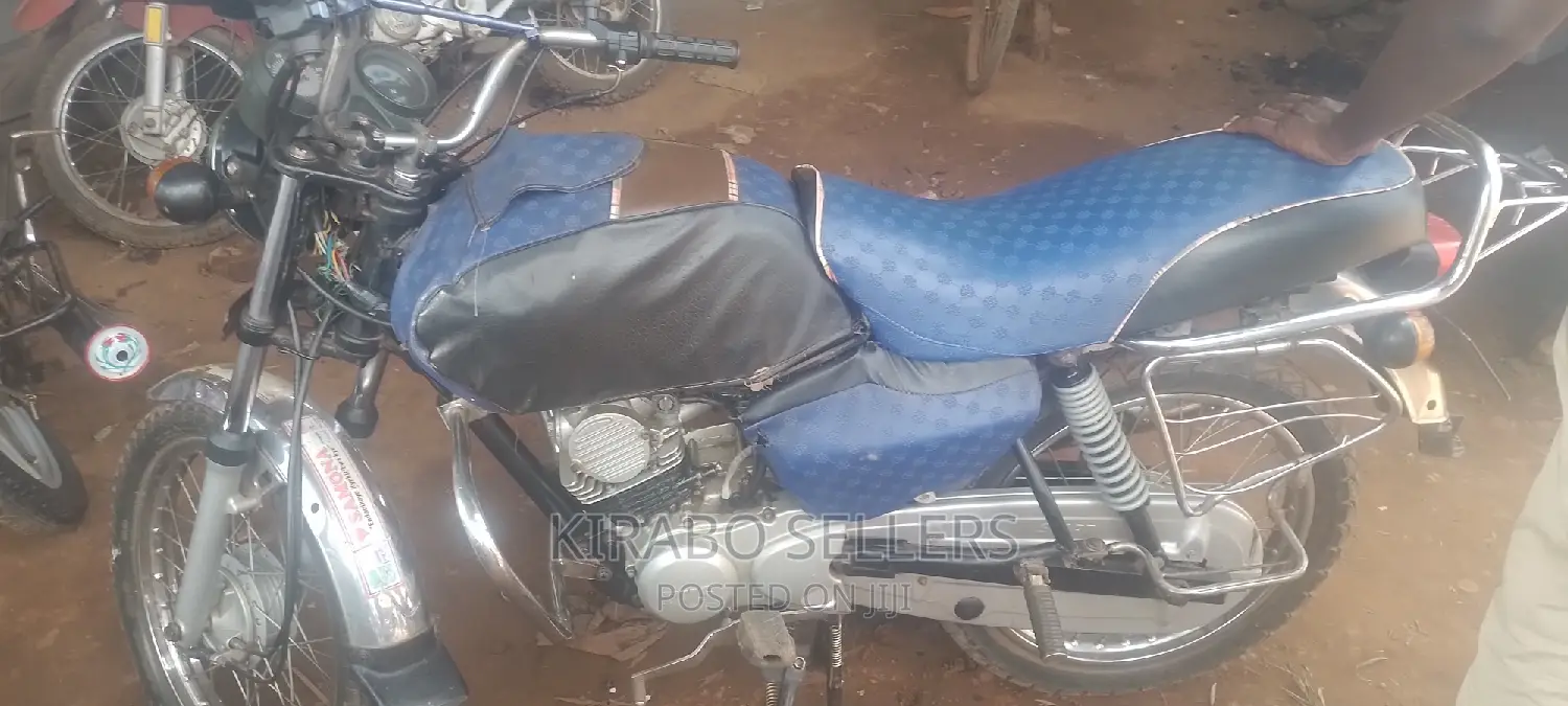 TVS HLX 125 2019 Blue