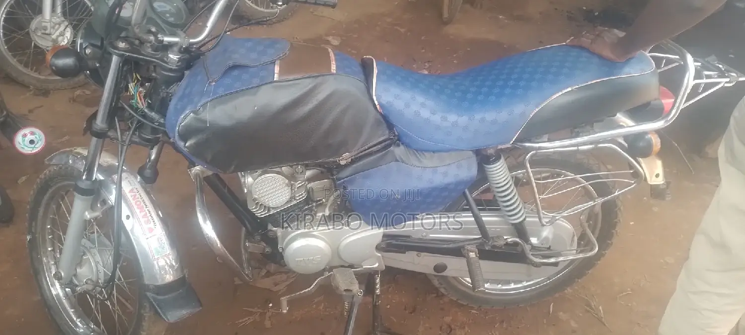 TVS HLX 125 2019 Blue
