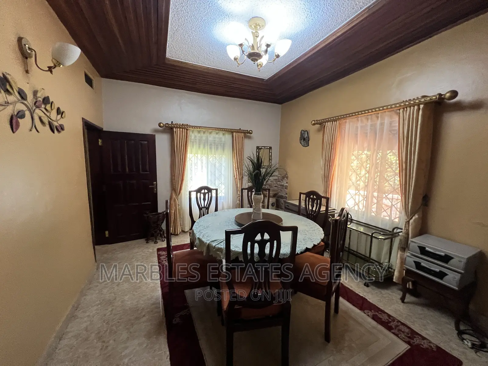 4bdrm Bungalow in Mbuya, Central Division for rent