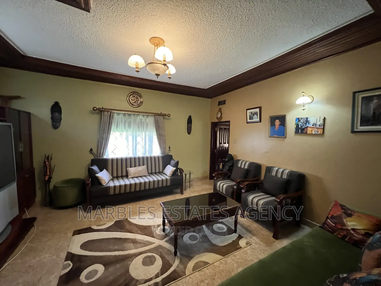 4bdrm Bungalow in Mbuya, Central Division for rent