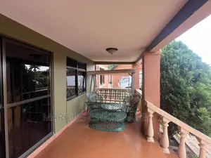4bdrm Bungalow in Mbuya, Central Division for rent
