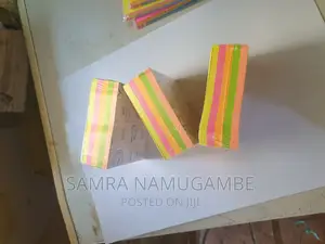 300 Sheets Stick Notes