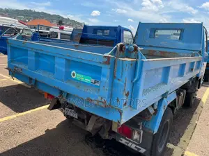 Isuzu Dumper 1989