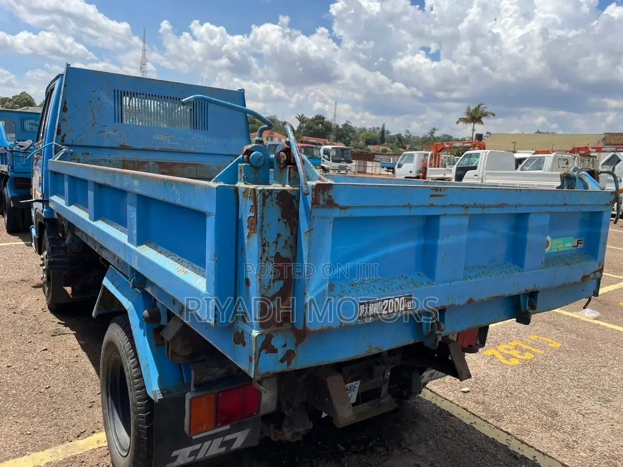 Isuzu Dumper 1989