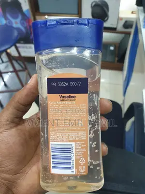 Vaseline Cocoa Radiant Body Oil Intensive Care
