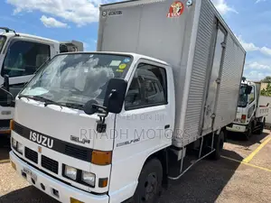 Isuzu 4BE1 Box Body